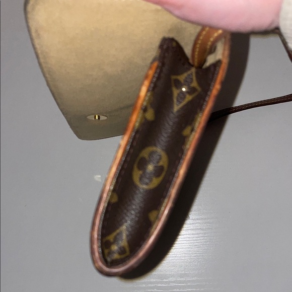 LOUIS VUITTON Black and Gold Monogram Crossbody Bag - Picture 10 of 11